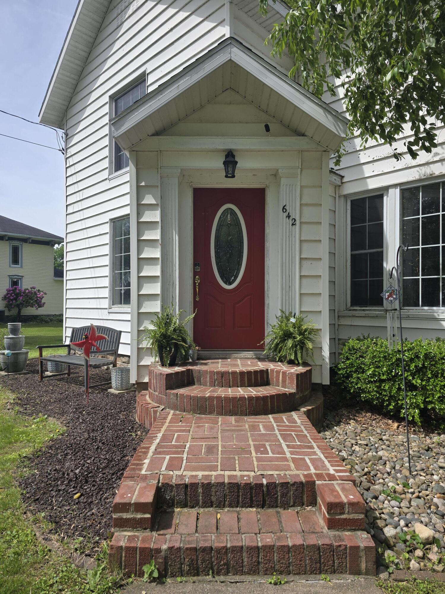 642 Maple Street