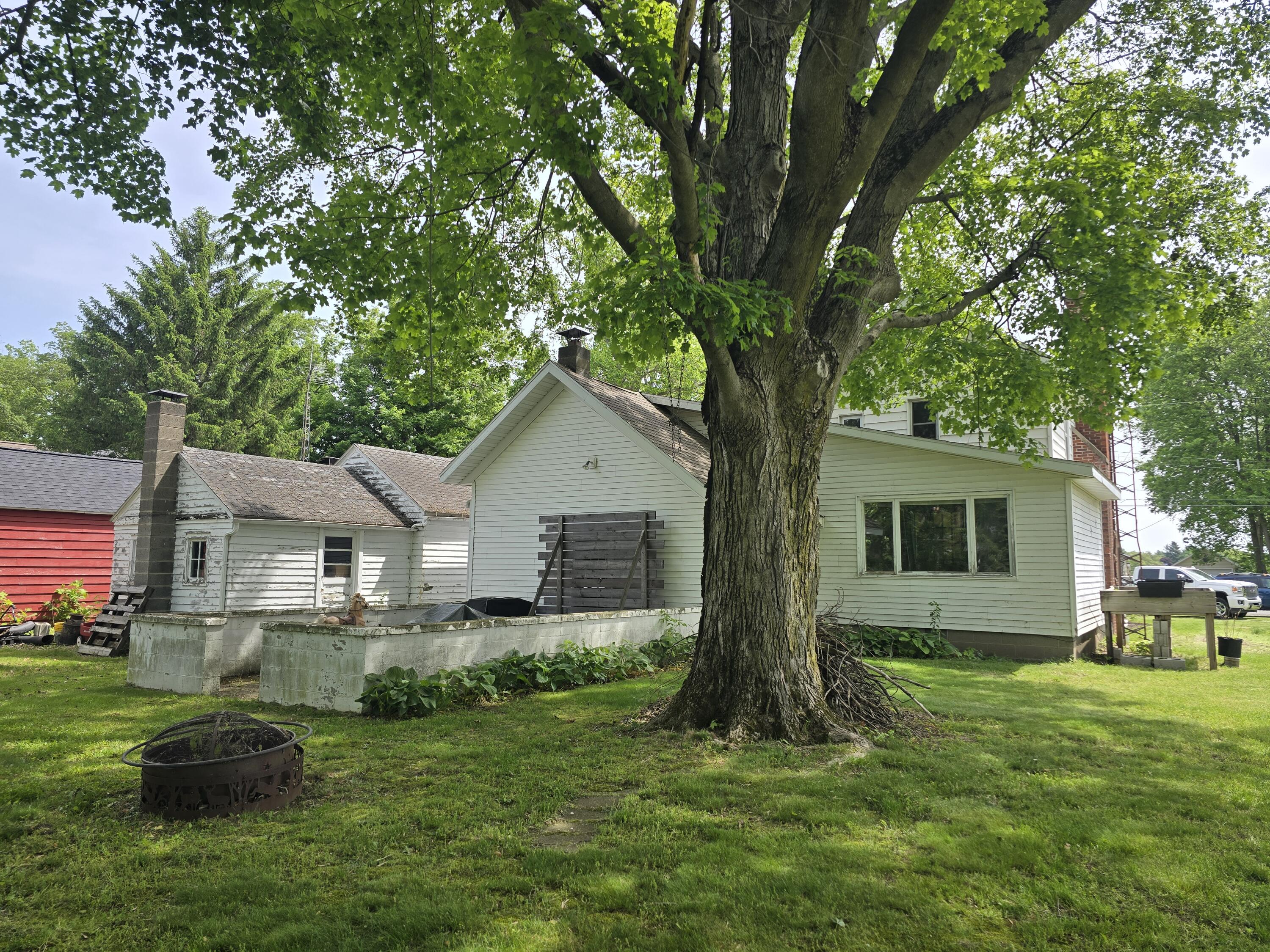 642 Maple Street