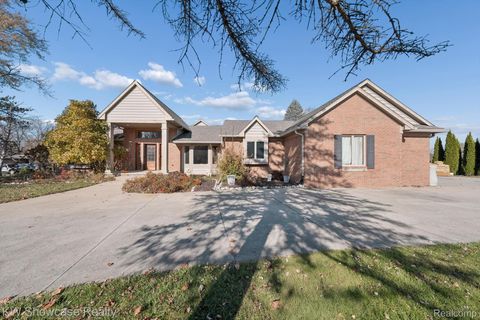 1112 W Cook Road Grand Blanc City MI 48439