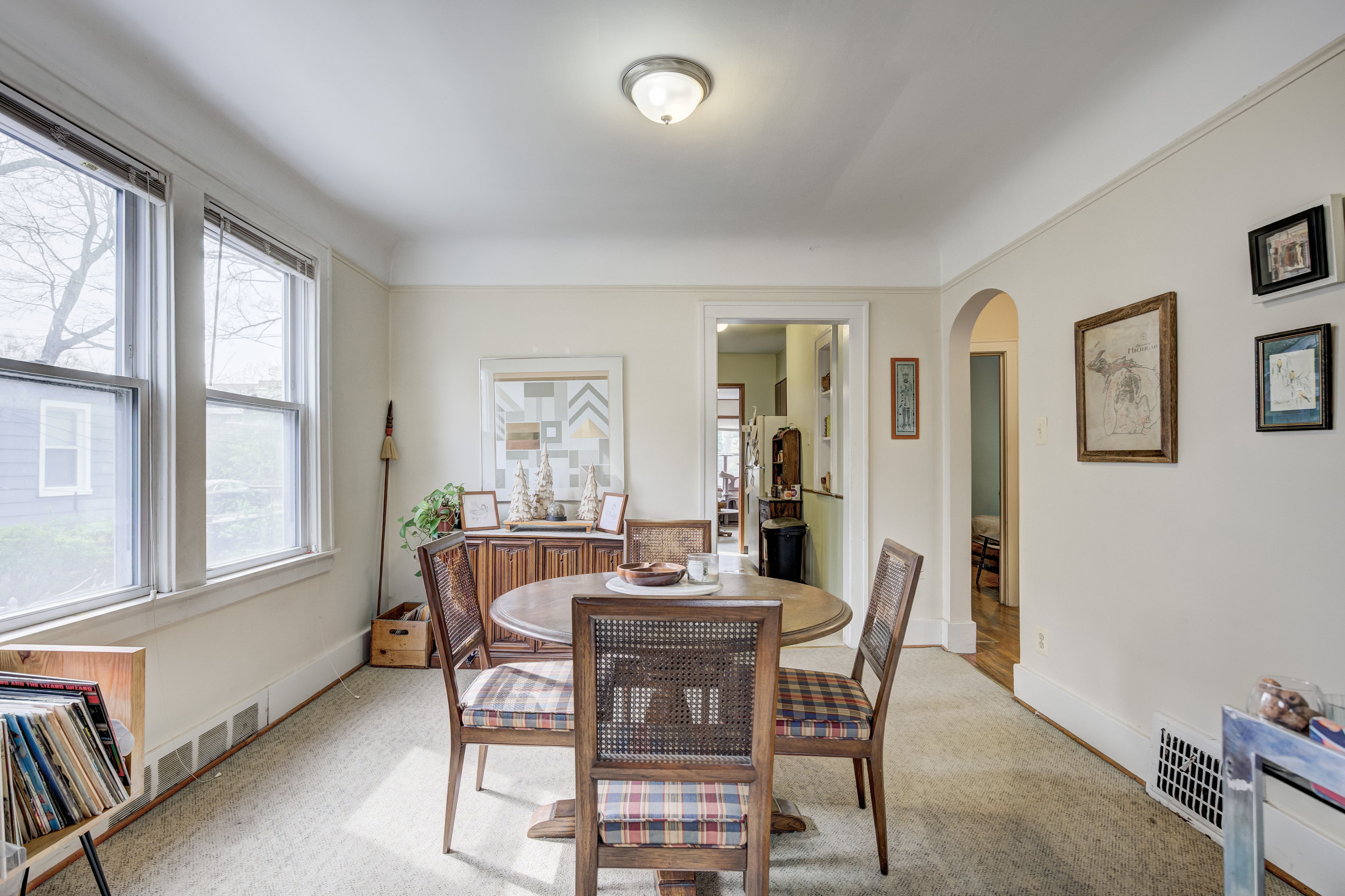 475 W BRECKENRIDGE Street