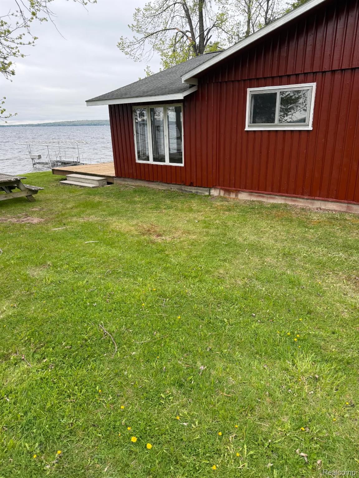 5136 Hardwood Trail
