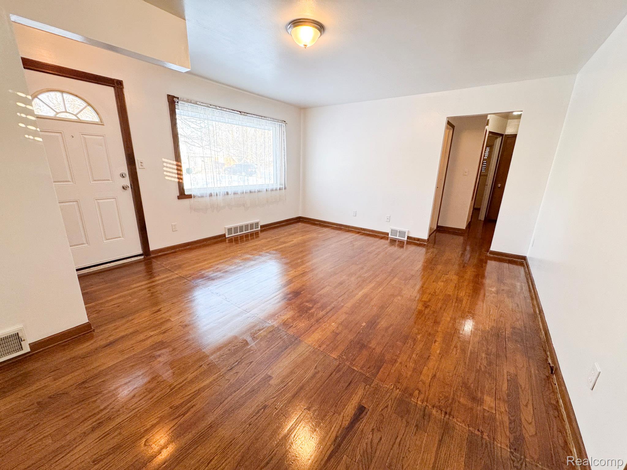 4227 Eastlawn Avenue