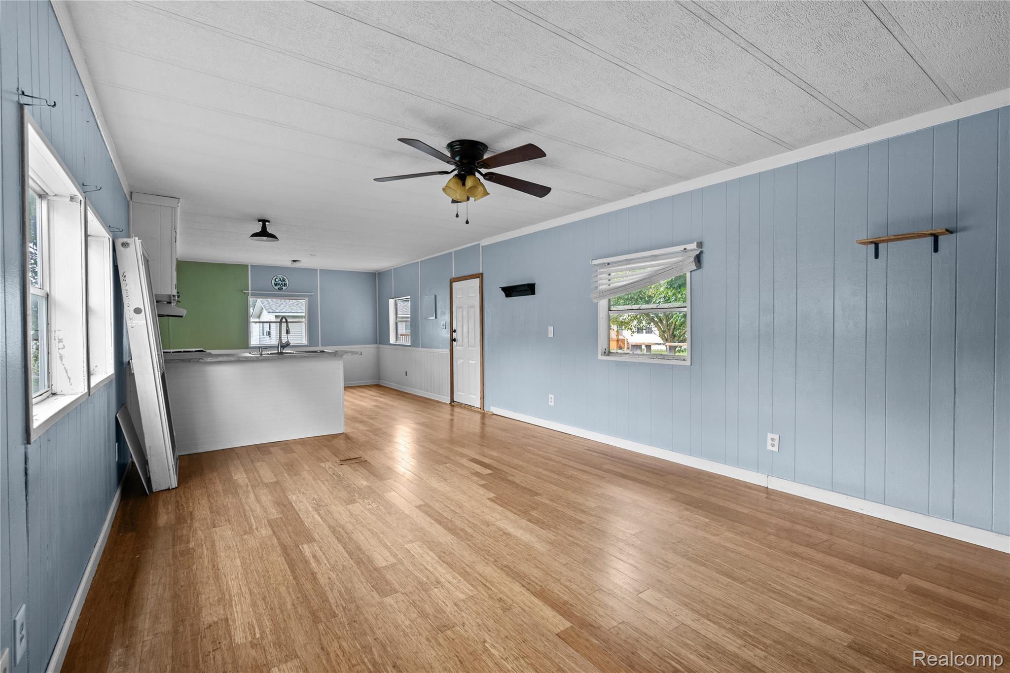 Auburn Hills City, Michigan 48326, United States, 2 Bedrooms Bedrooms, ,1 BathroomBathrooms,Residential,Active,185546