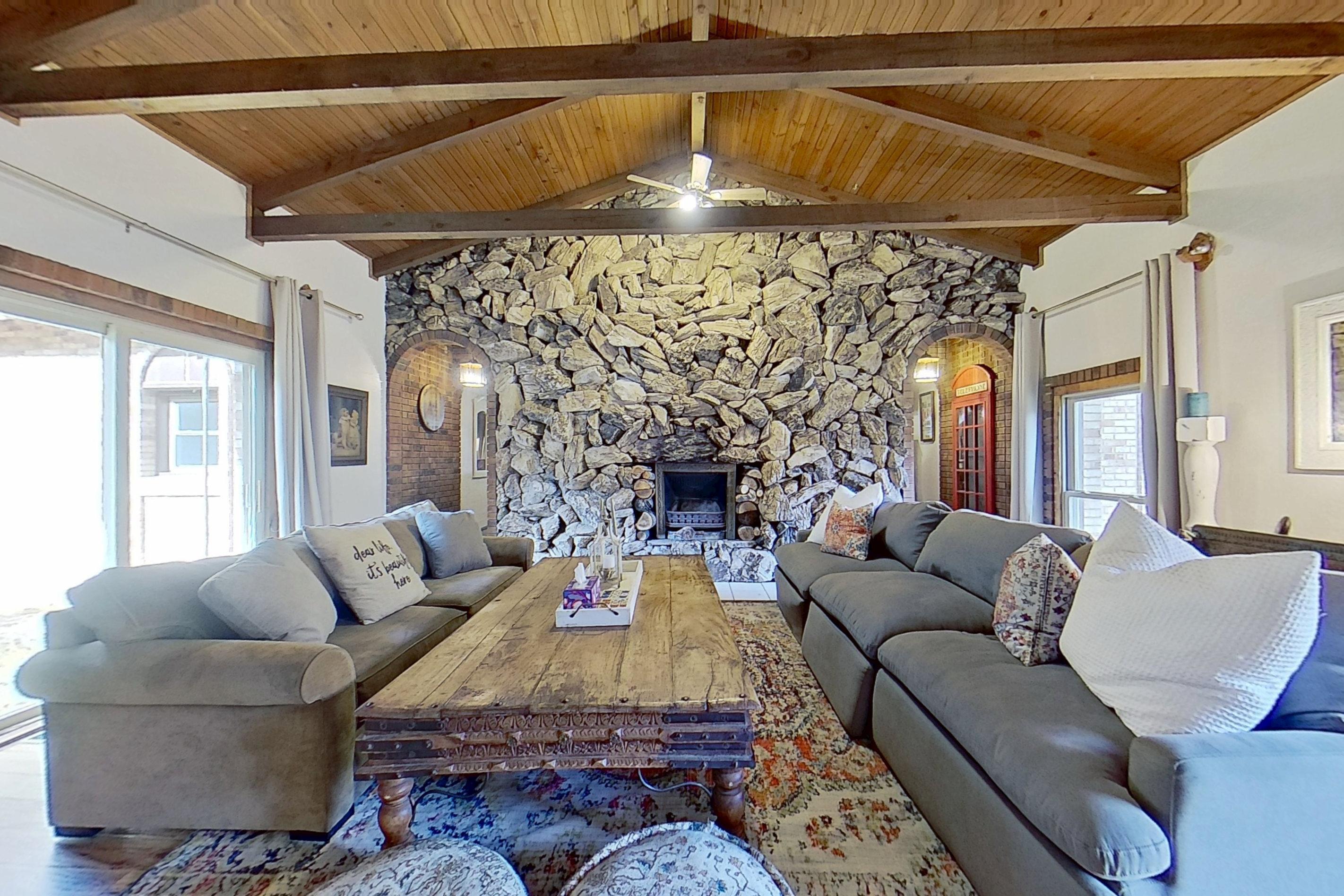 10279 N Finley Lake Avenue