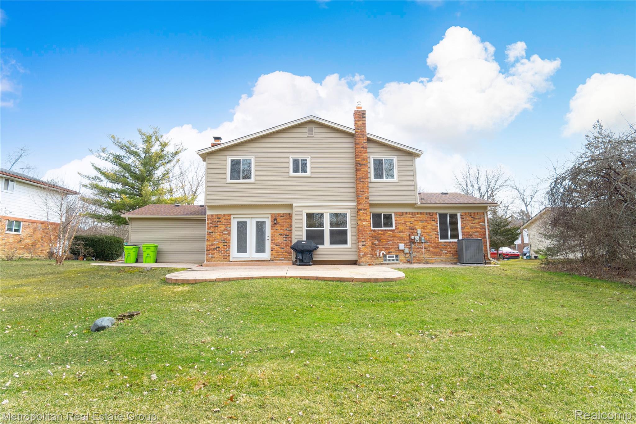 6364 Pinecroft Drive