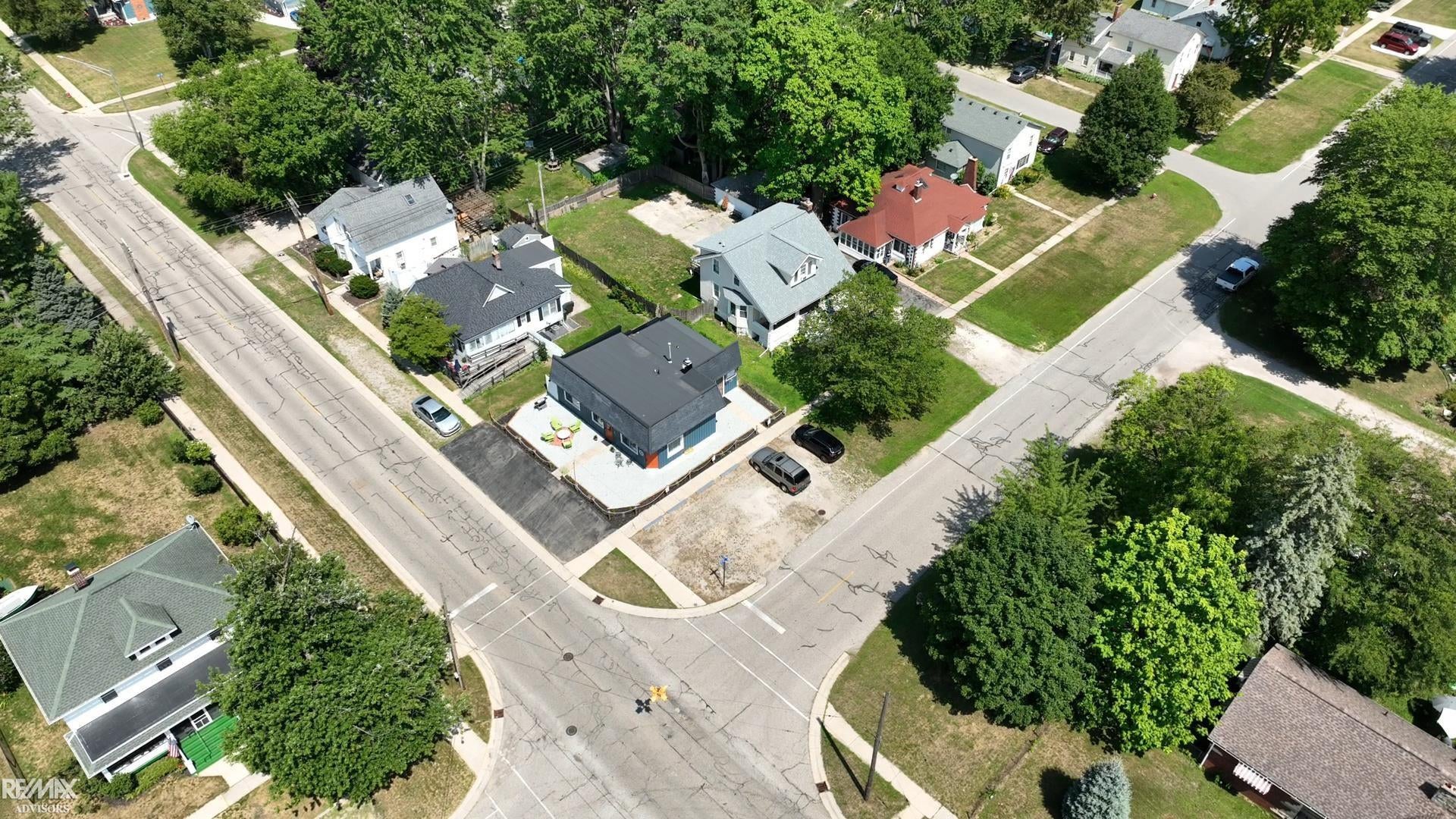 1401 Saint Clair Boulevard