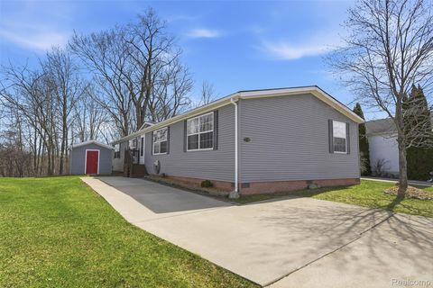 11348 Stoneridge Circle Green Oak Township MI 48178