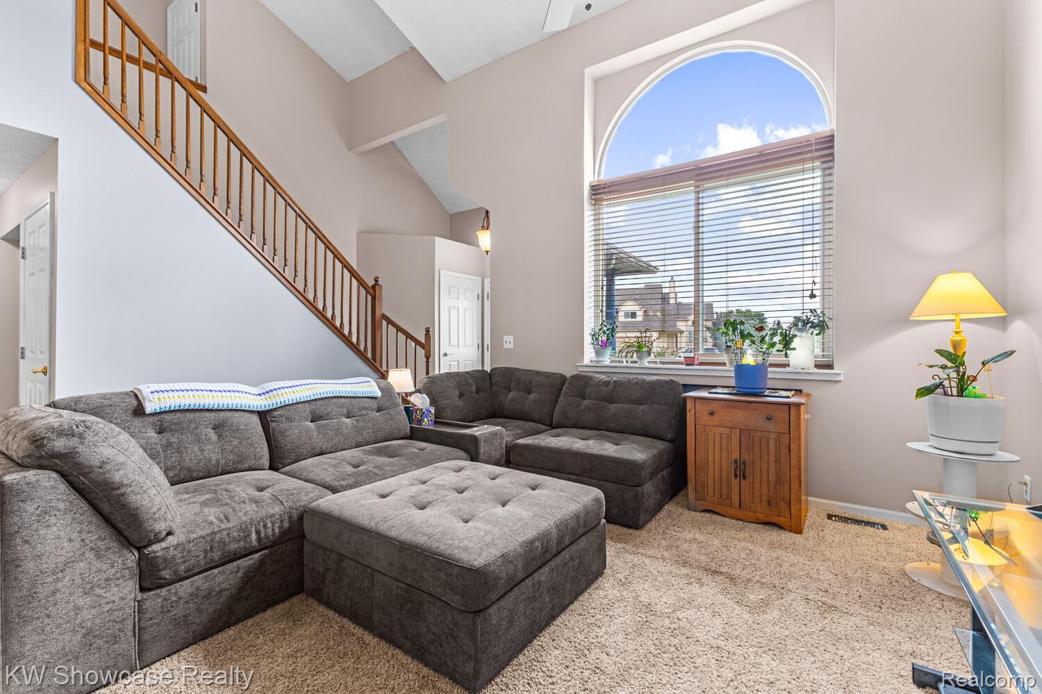 1313 Pin Oak Bluff