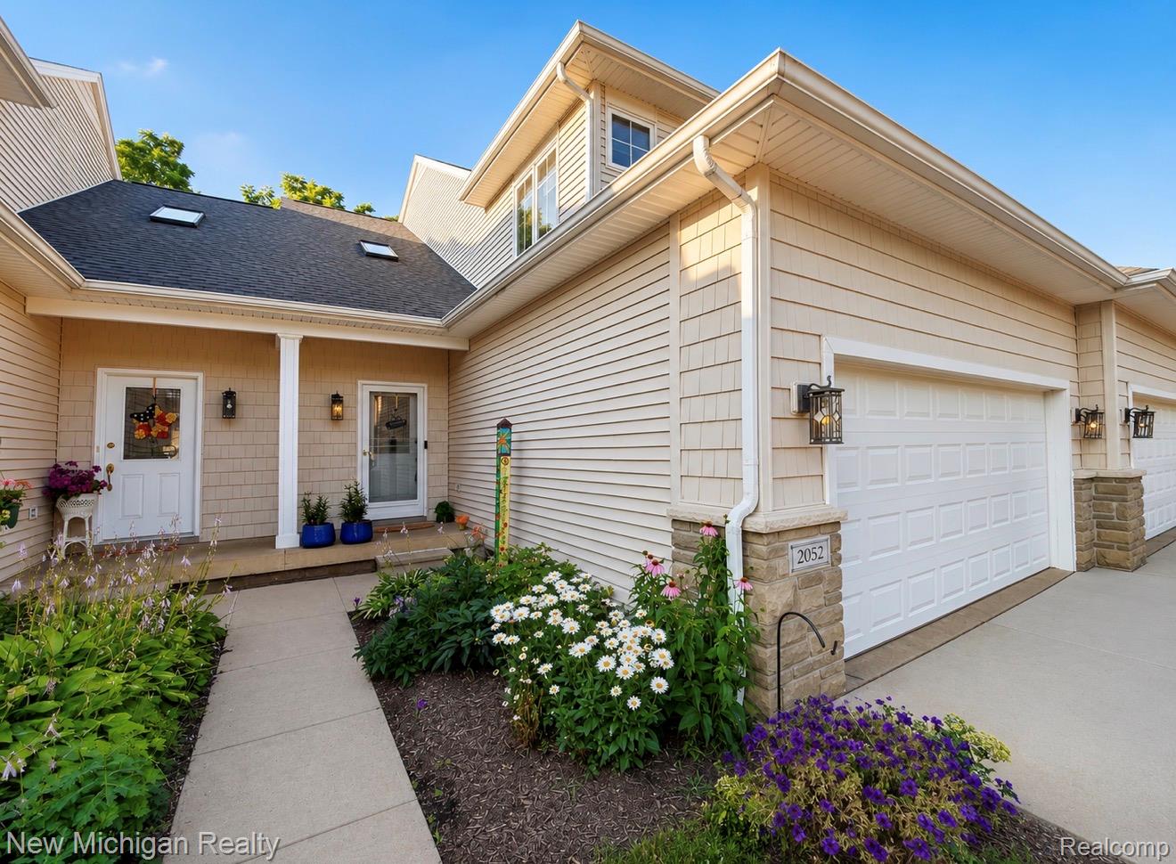 2052 Liberty Heights