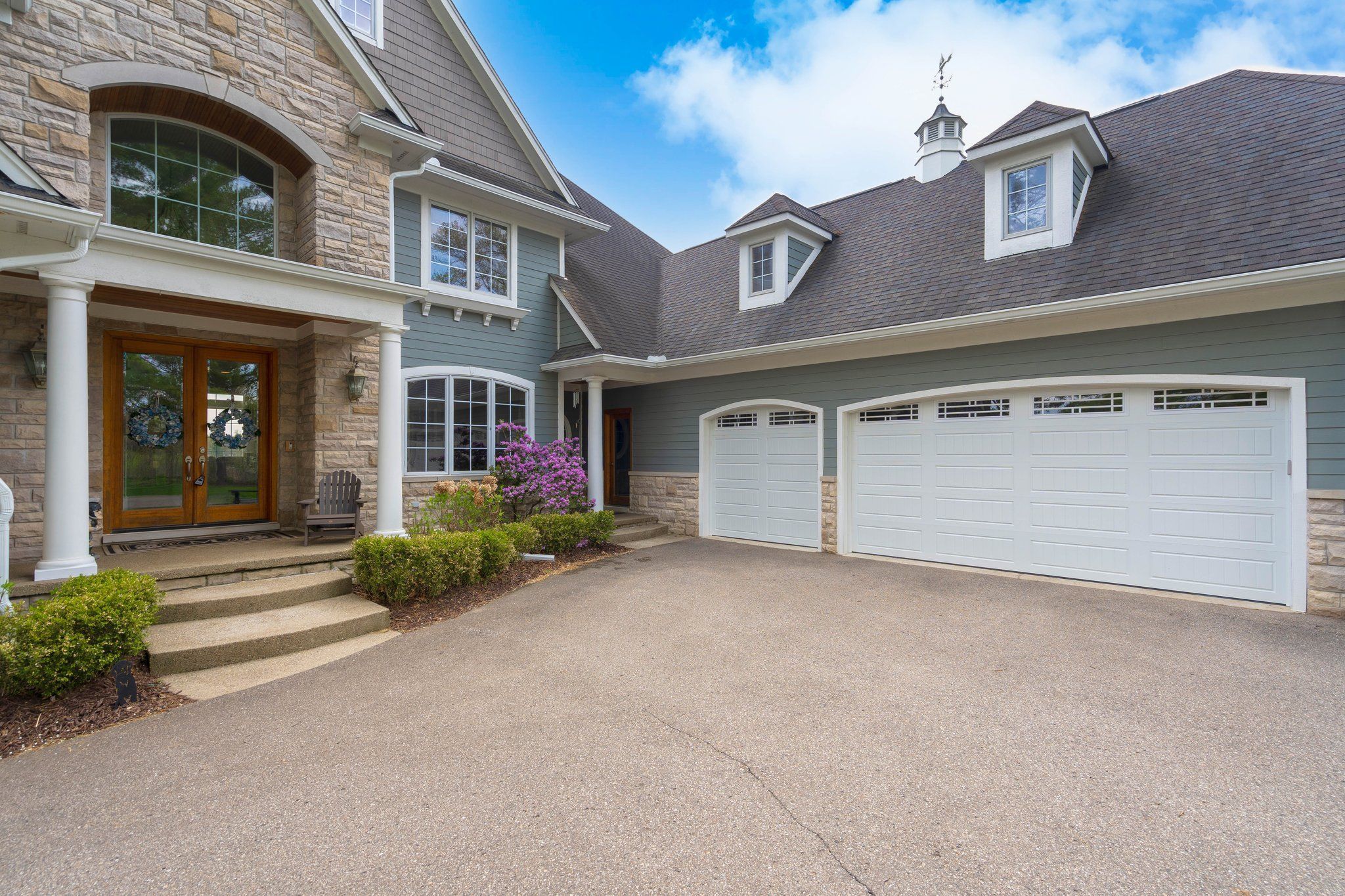1373 SIGNAL Lane