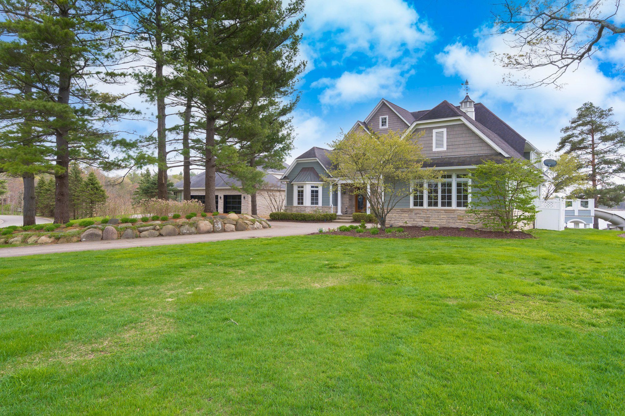 1373 SIGNAL Lane