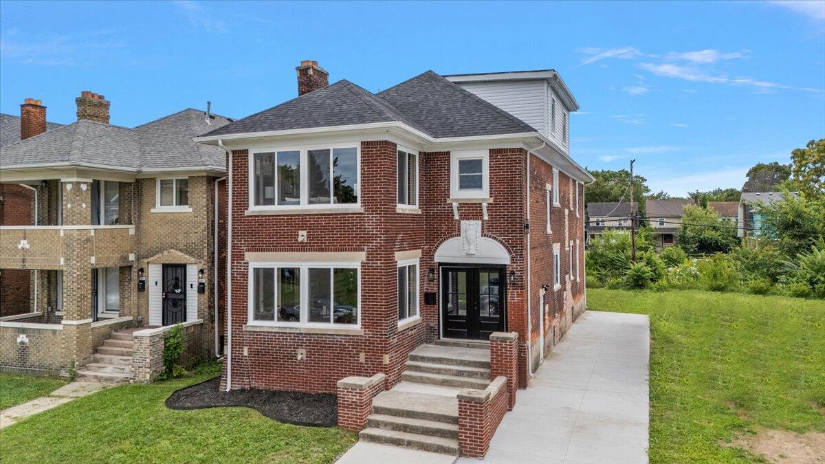 2017 Virginia Park Street