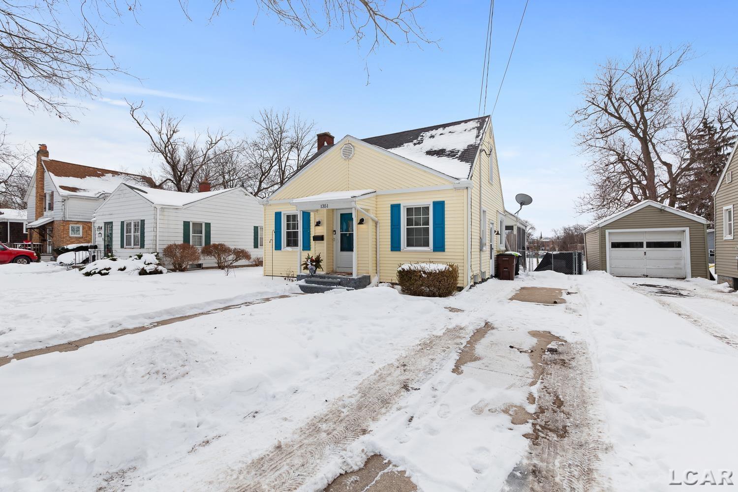 1351 University Avenue