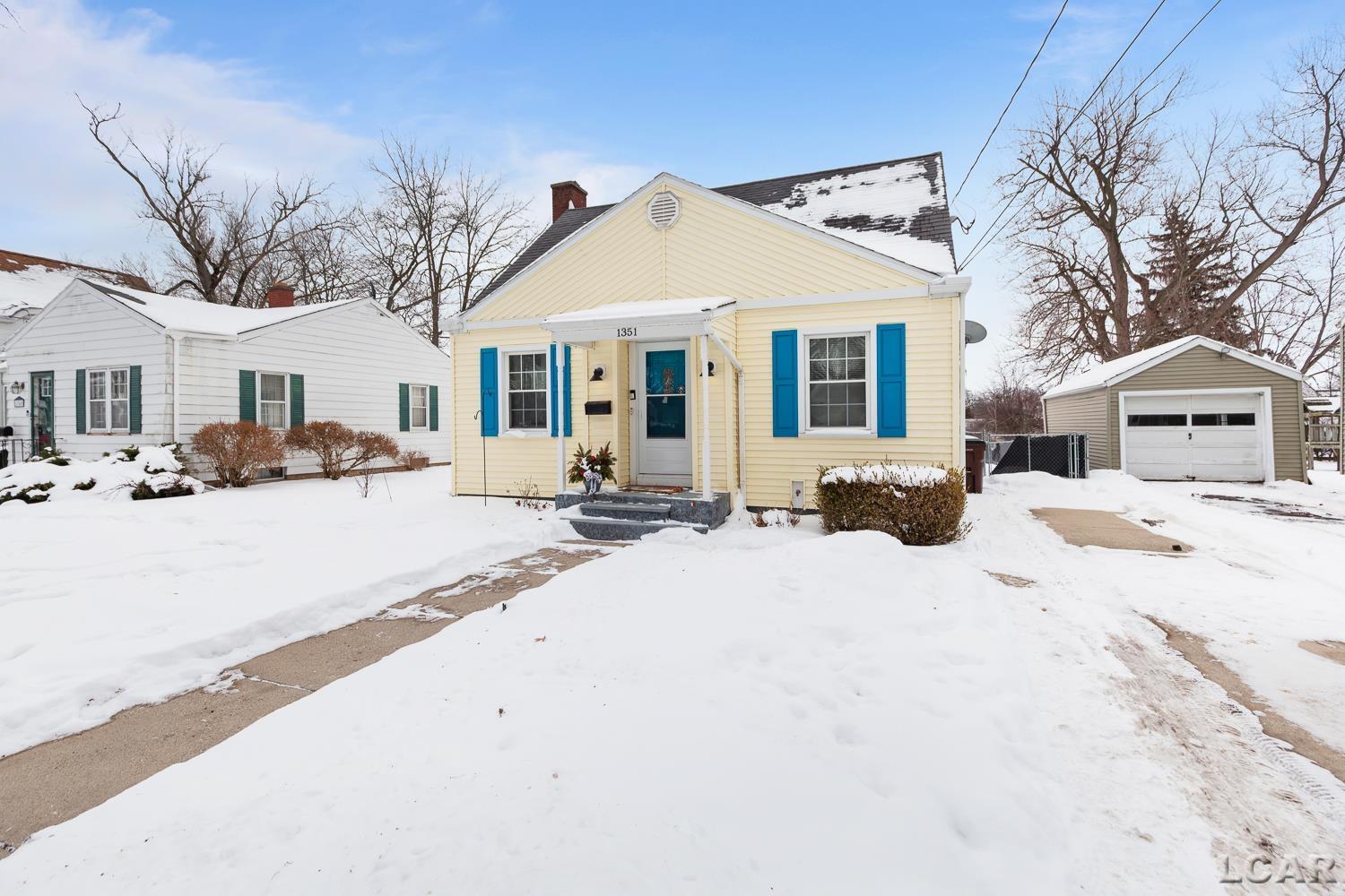 1351 University Avenue