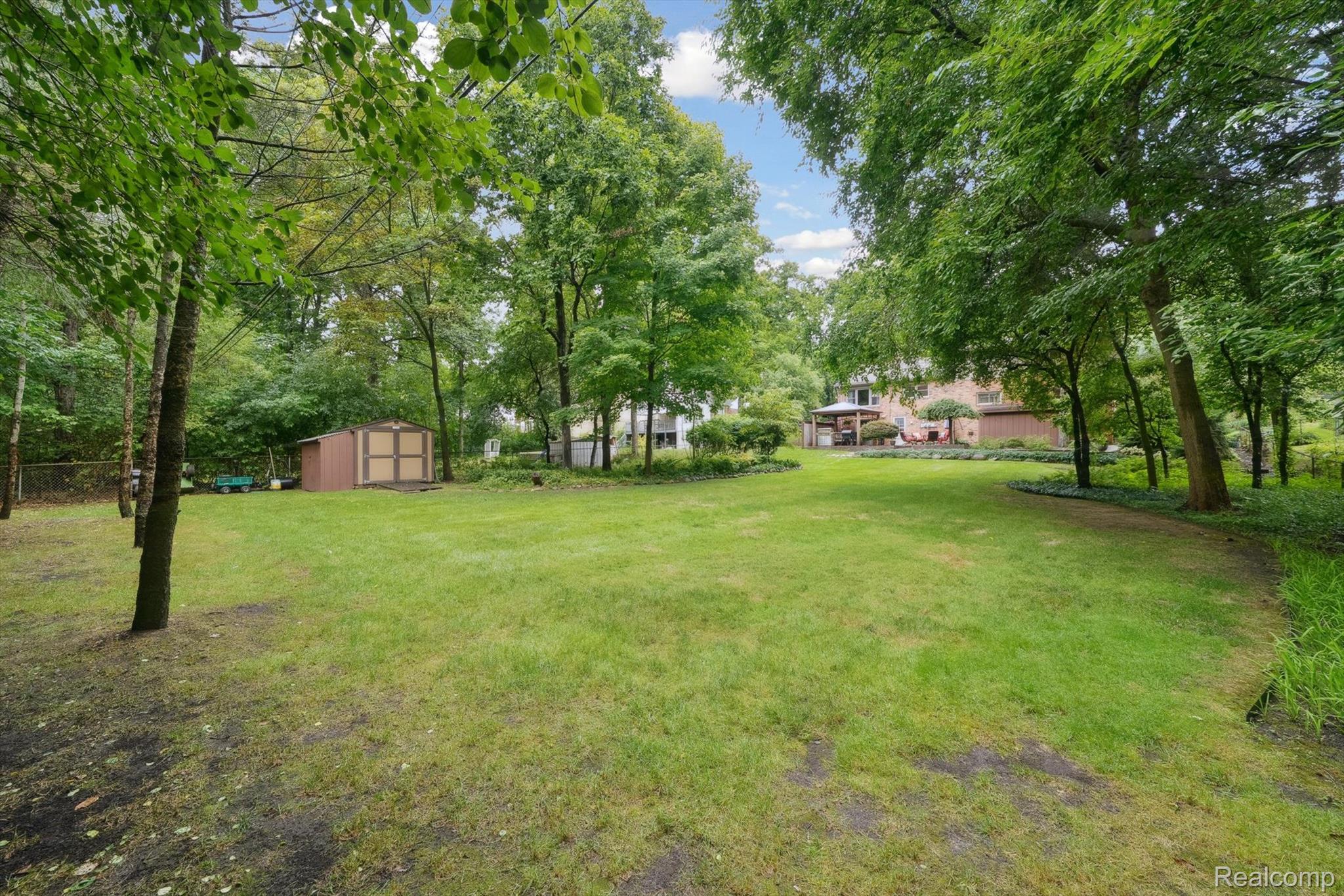 Bloomfield Hills City, Michigan 48302, United States, 4 Bedrooms Bedrooms, ,3 BathroomsBathrooms,Residential,Active,195962