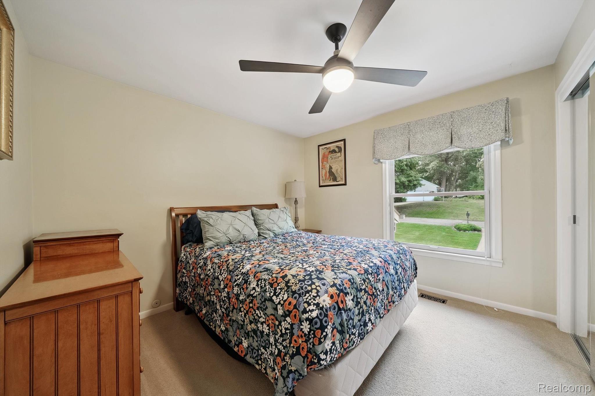 Bloomfield Hills City, Michigan 48302, United States, 4 Bedrooms Bedrooms, ,3 BathroomsBathrooms,Residential,Active,195962