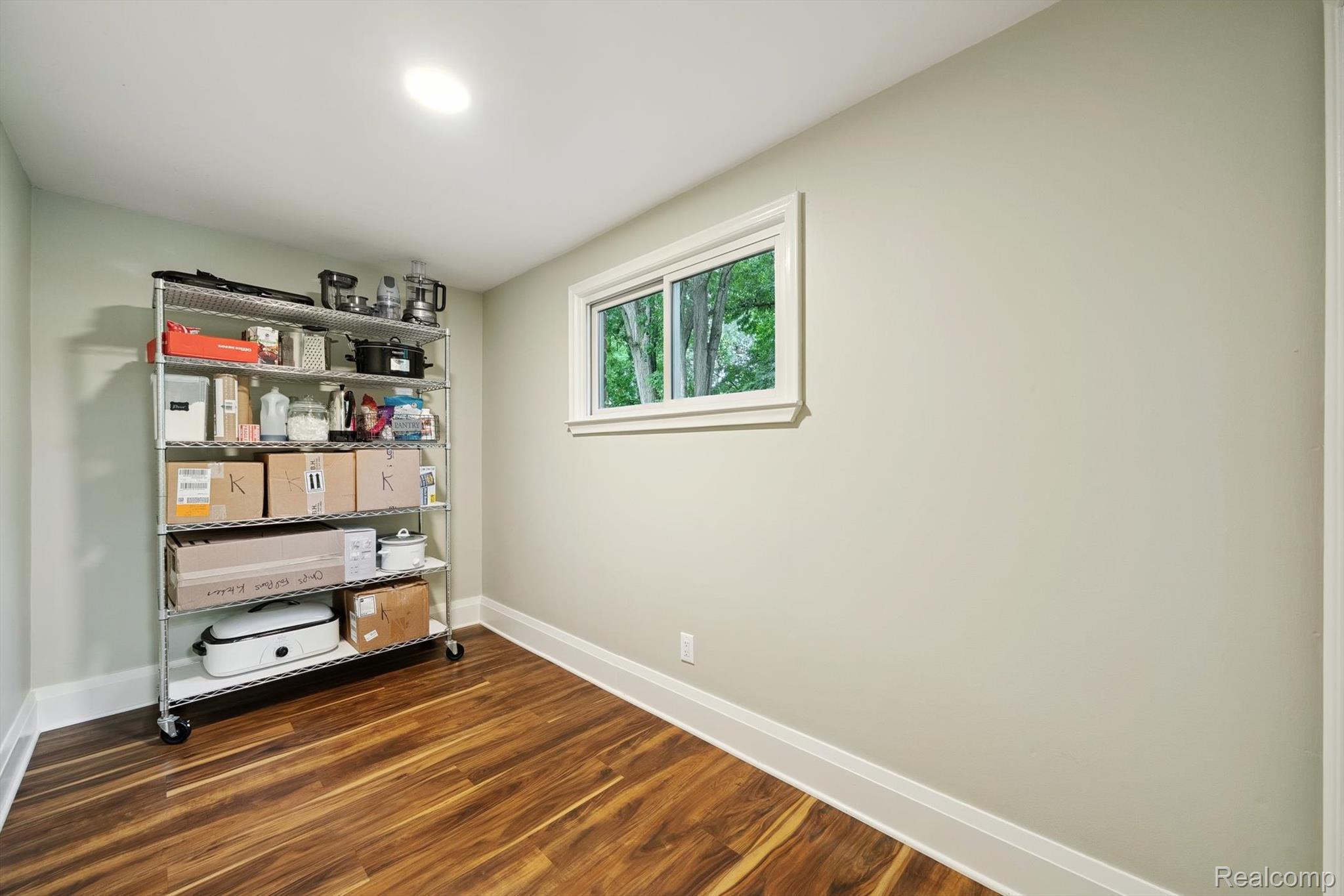 Bloomfield Hills City, Michigan 48302, United States, 4 Bedrooms Bedrooms, ,3 BathroomsBathrooms,Residential,Active,195962