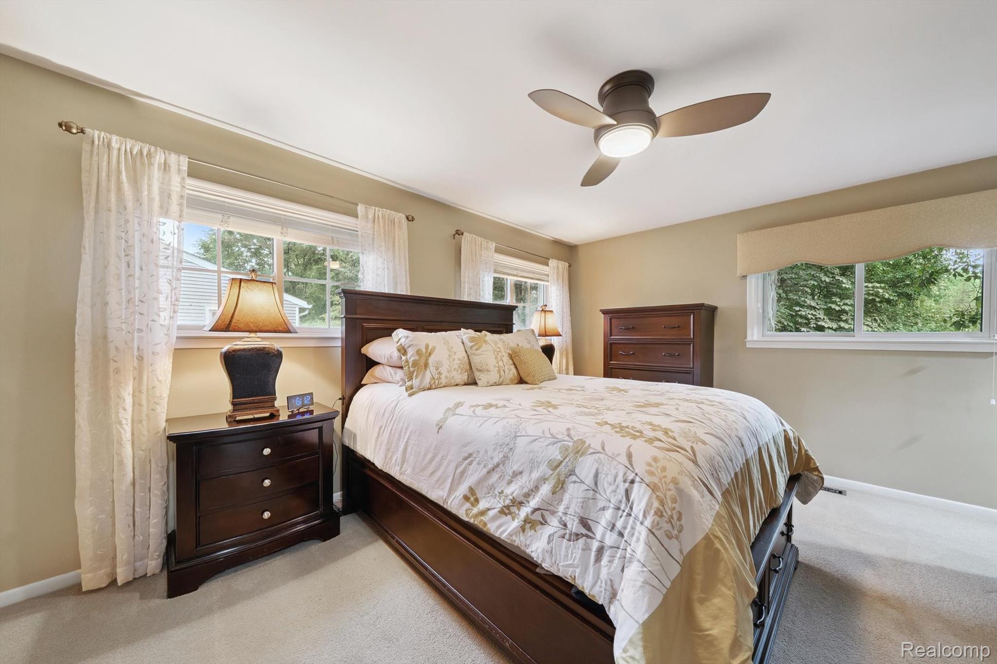 Bloomfield Hills City, Michigan 48302, United States, 4 Bedrooms Bedrooms, ,3 BathroomsBathrooms,Residential,Active,195962