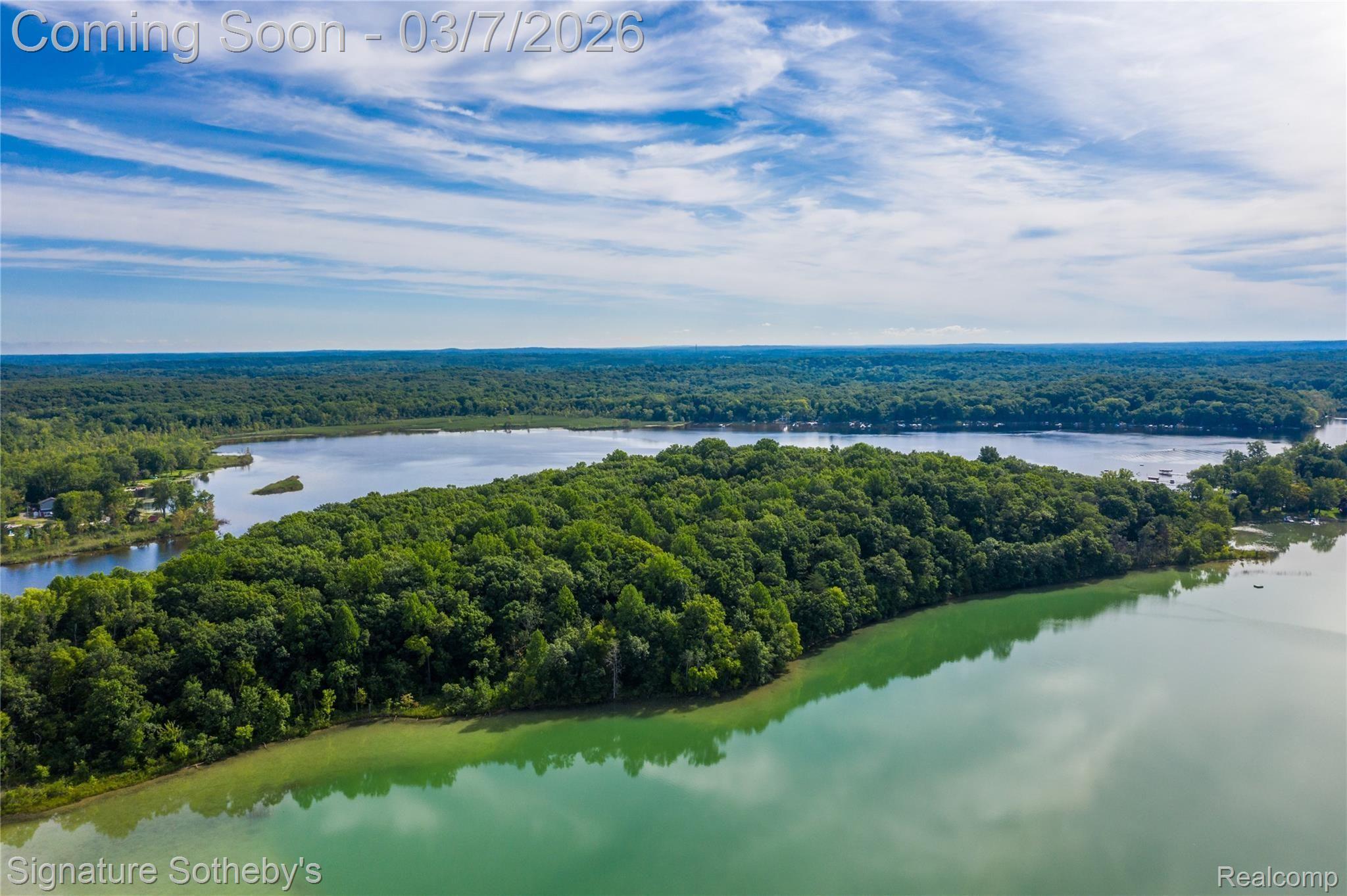 14625 Edgewater Drive