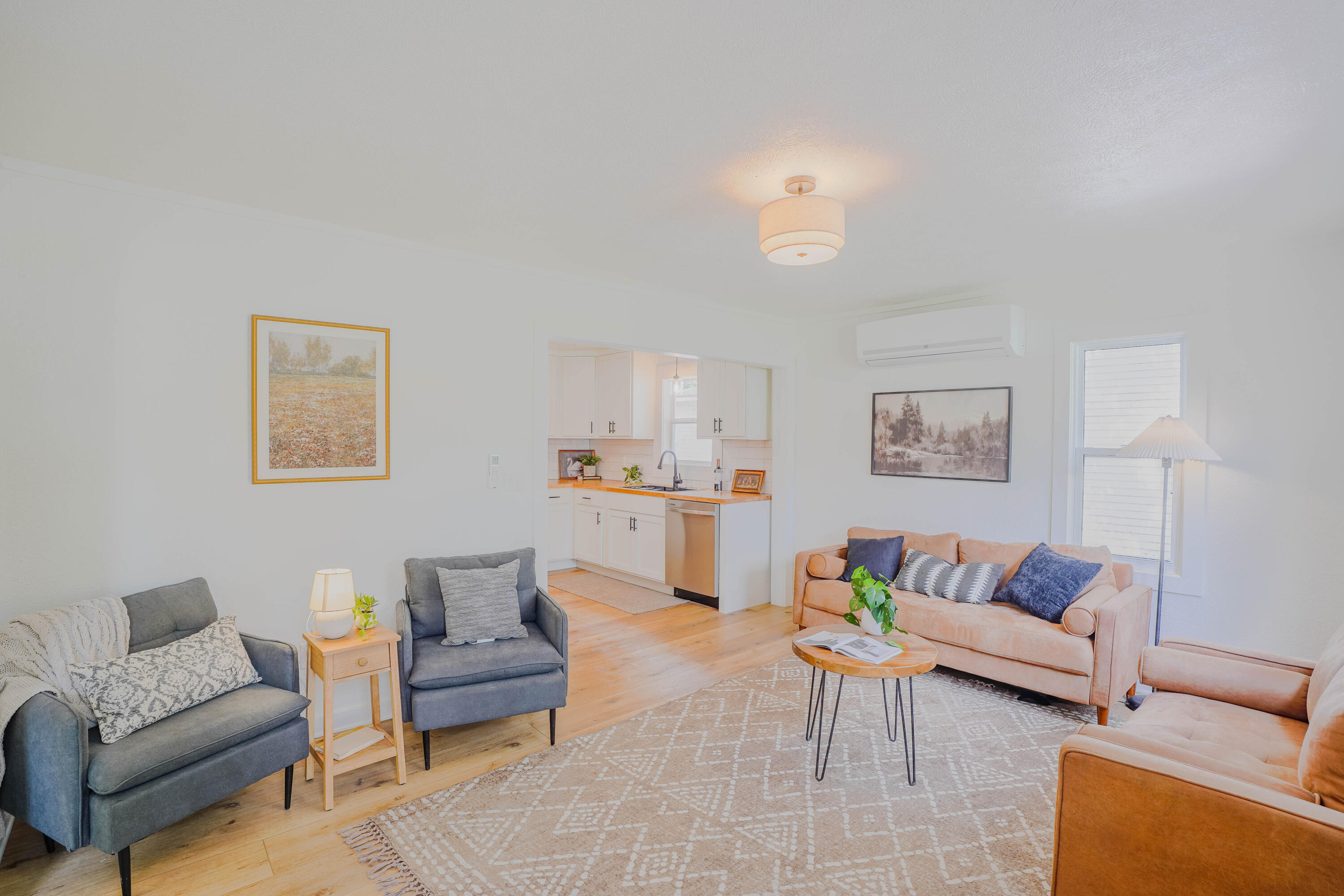 310 Majestic Street SE