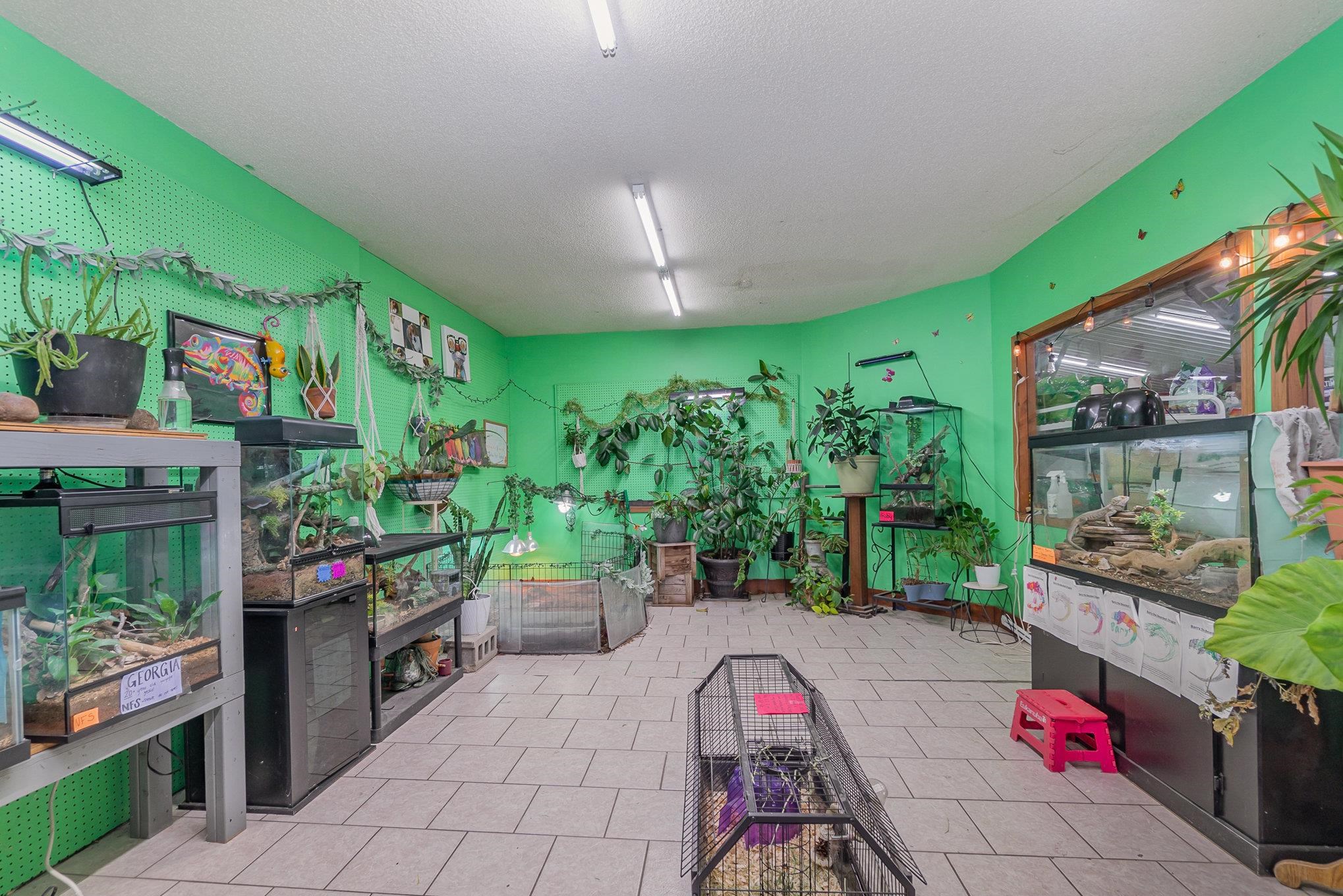 2324 W Monroe Road