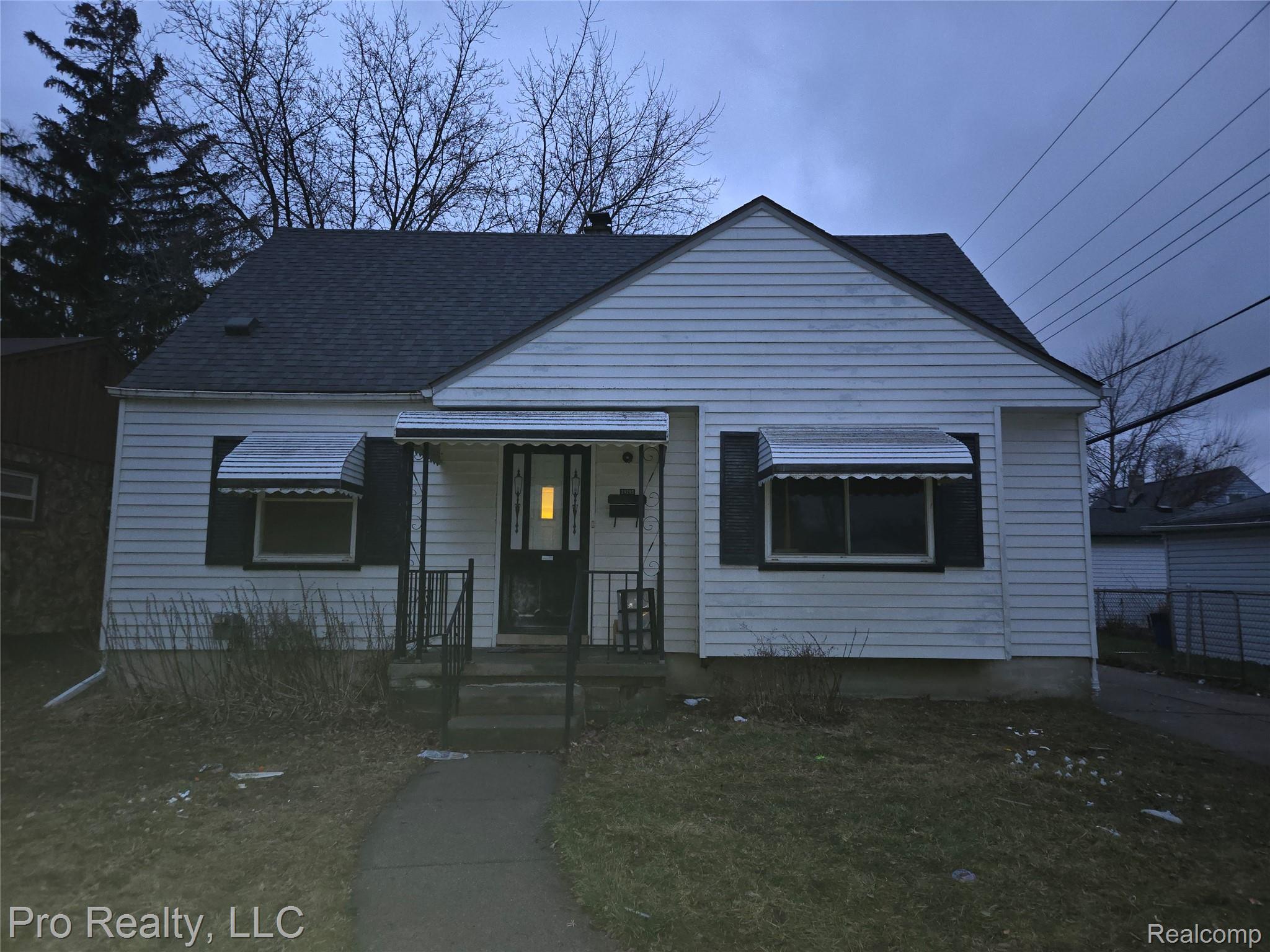 29295 Hillview Street