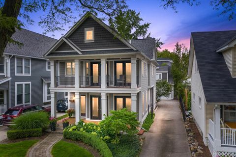 1389 BIRD Avenue Birmingham City MI 48009