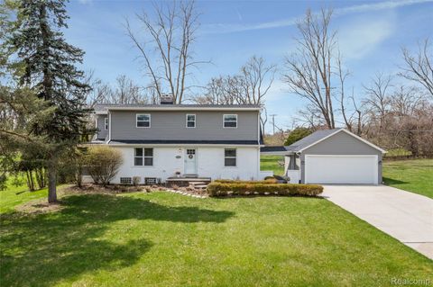 24903 Lois Lane Southfield City MI 48075