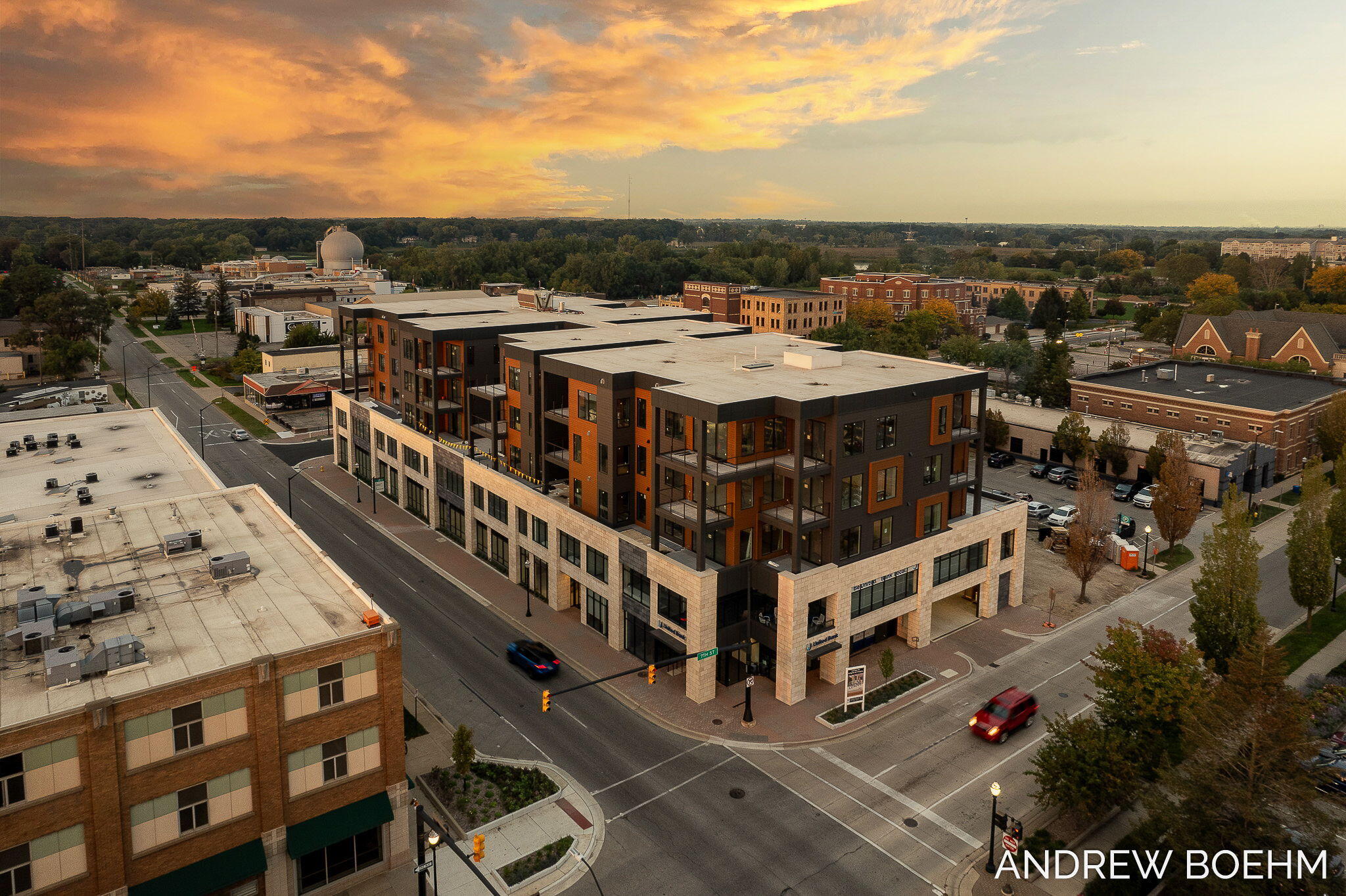 159 S River Avenue 503