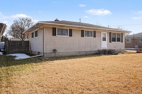 Tiny photo for 3420 Erwin Street, Carrollton Township, MI 48604 (MLS # 61050199703)