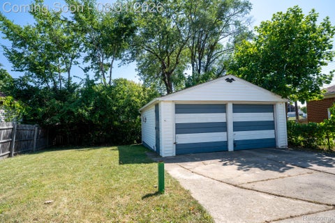 Tiny photo for 17157 Matthews Street, Riverview City, MI 48193 (MLS # 20261068075)