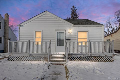 23741 Lambrecht Avenue Eastpointe City MI 48021