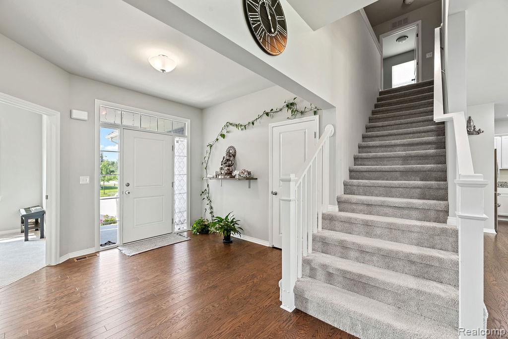 1821 Emerald Lane