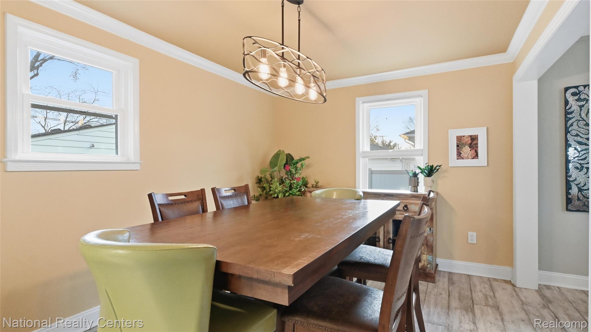 11850 N Haggerty Road E