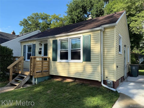 Photo of 1515 Wyandotte Avenue, Royal Oak City, MI 48067 (MLS # 20261048952)
