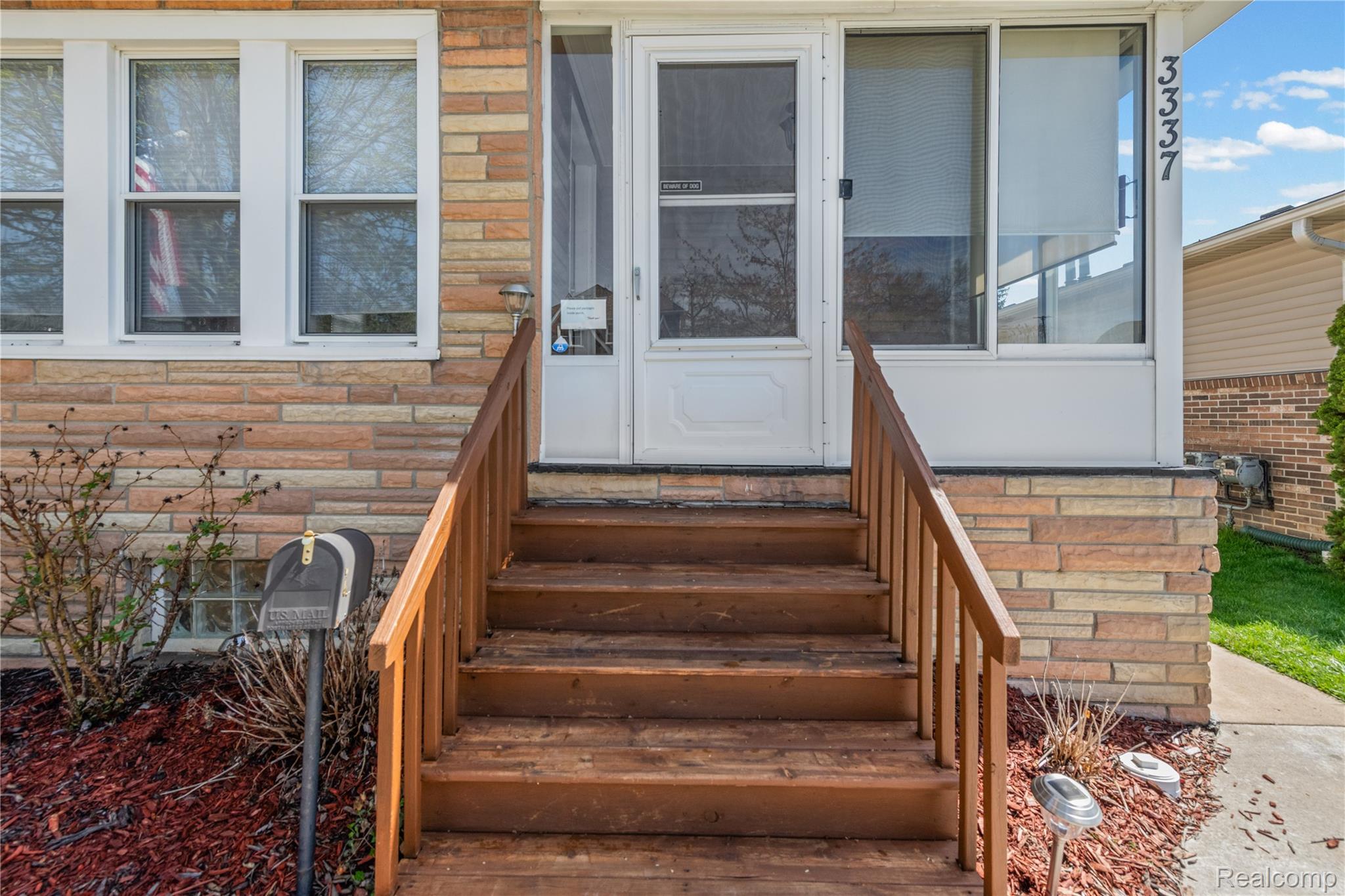 3337 4th Street