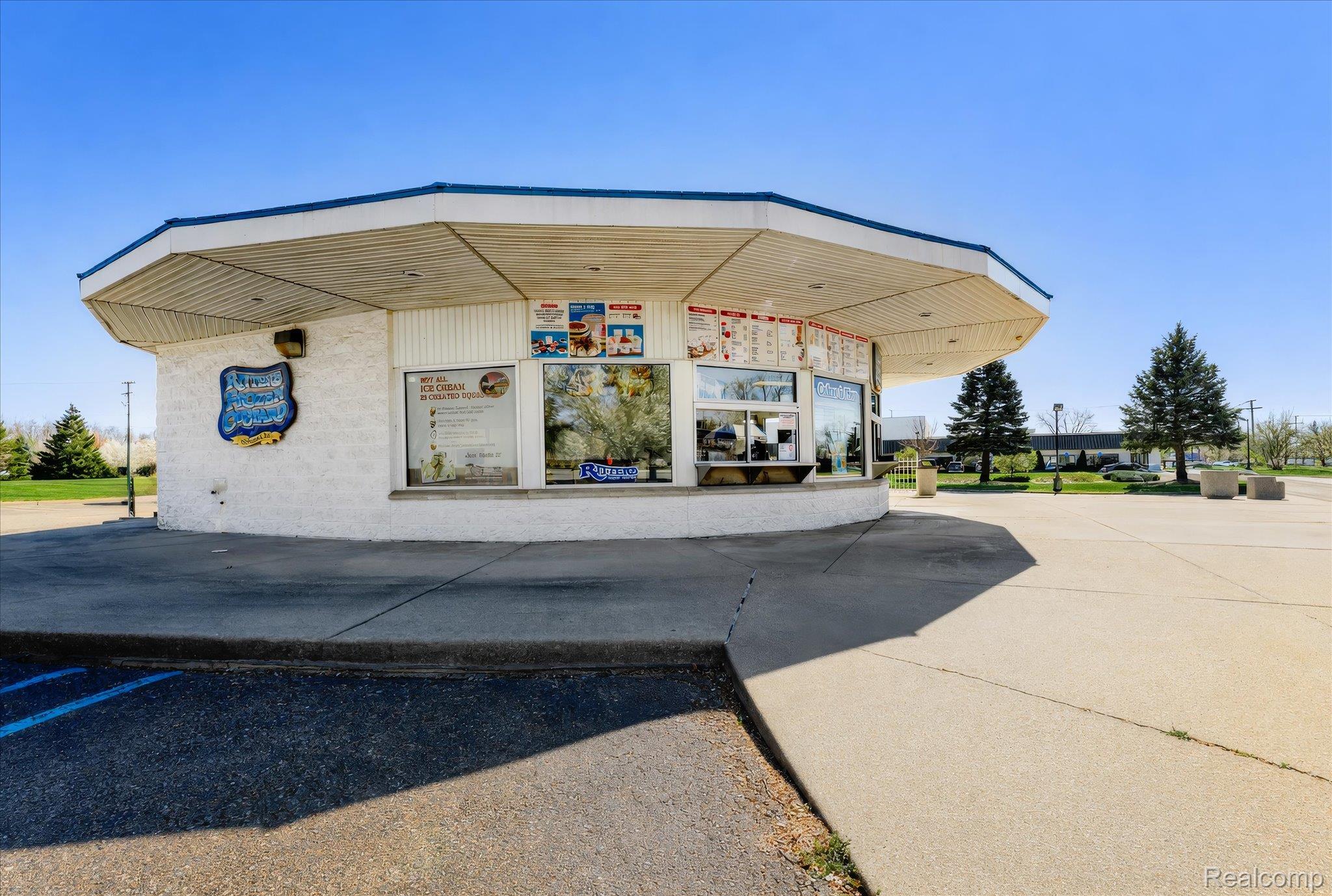 5962 Meridian Boulevard