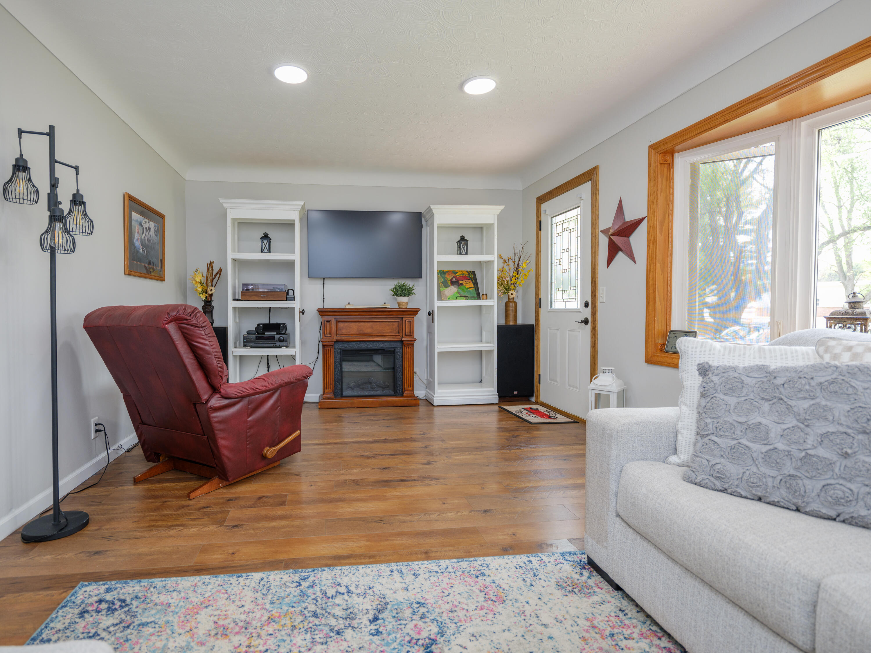 934 N 7th Street
