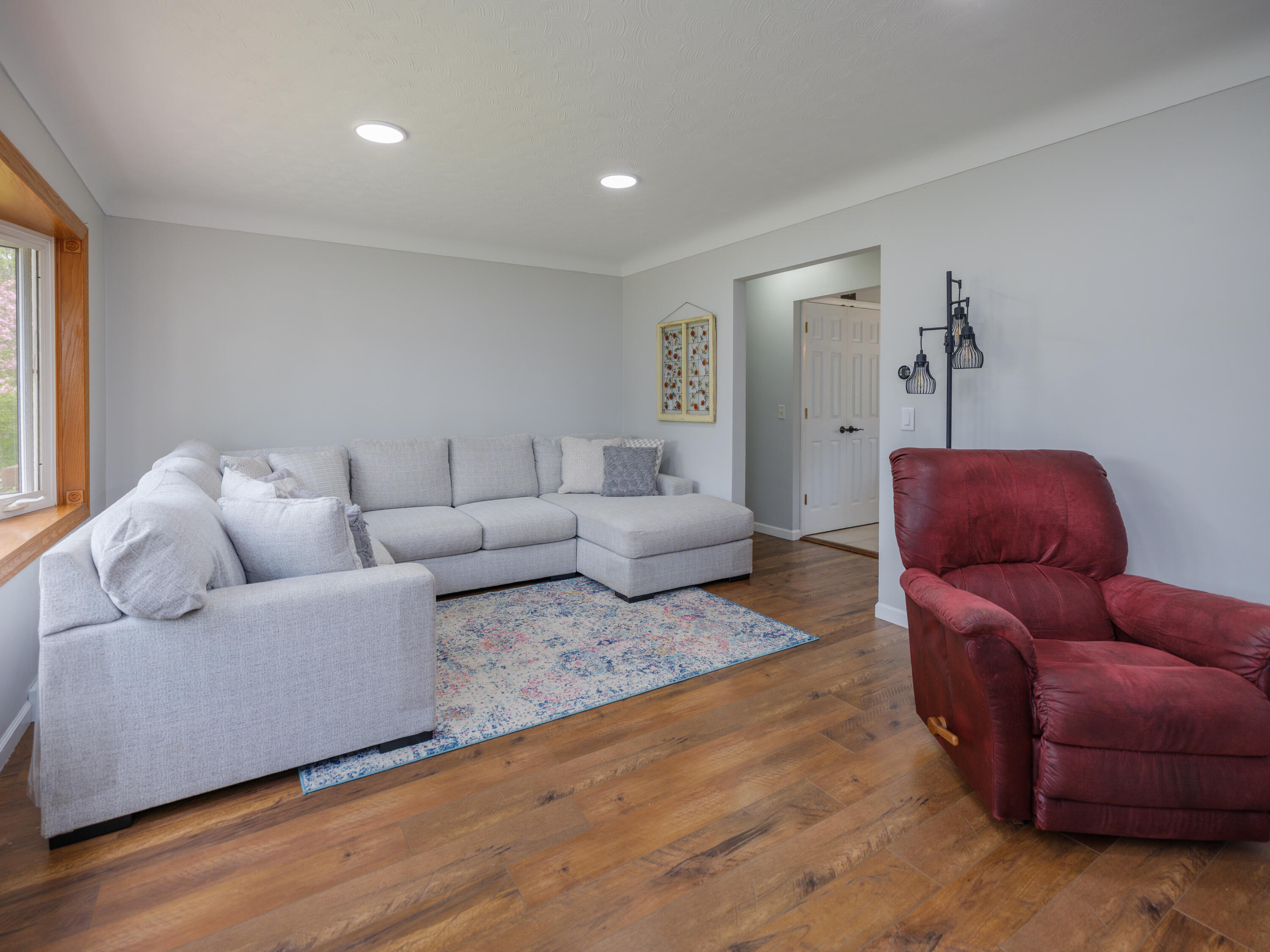 934 N 7th Street