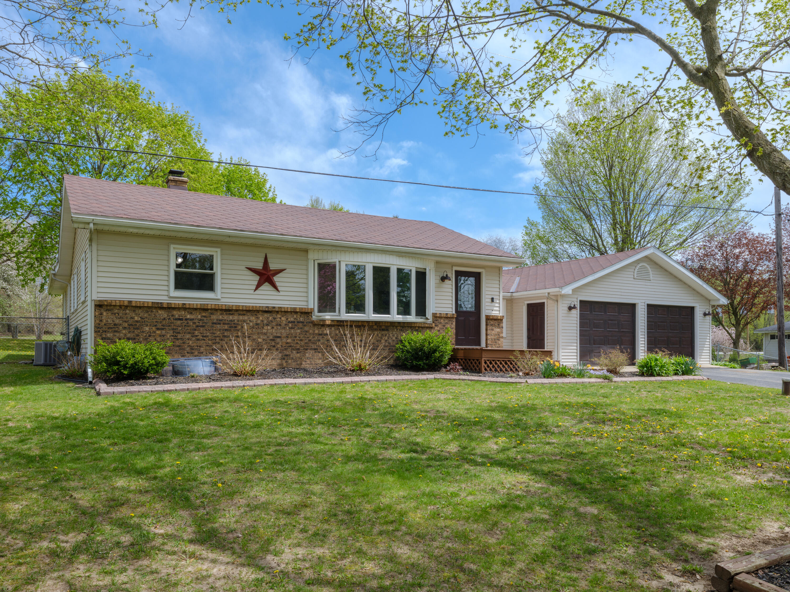 934 N 7th Street