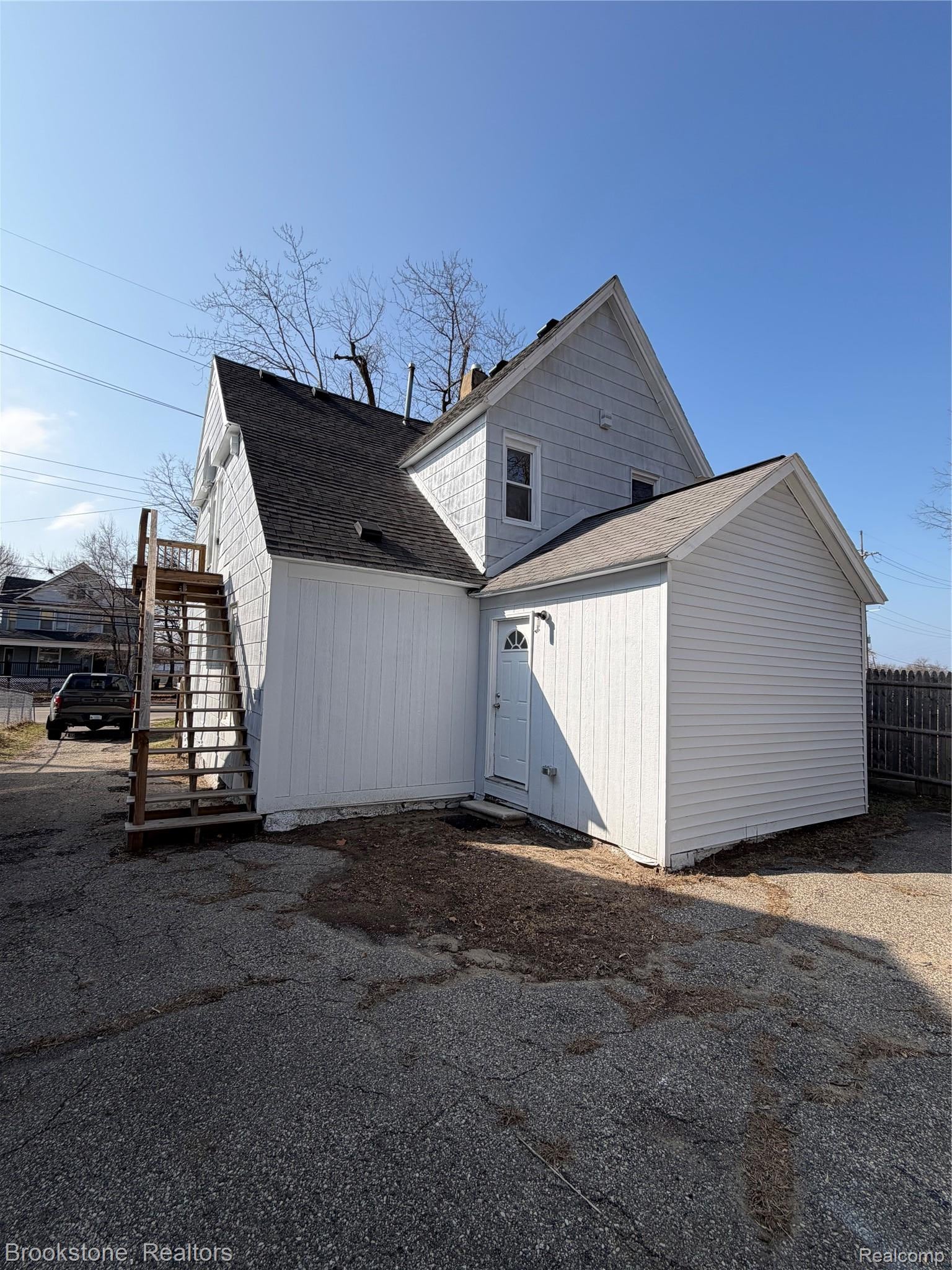 398 N Saginaw Street