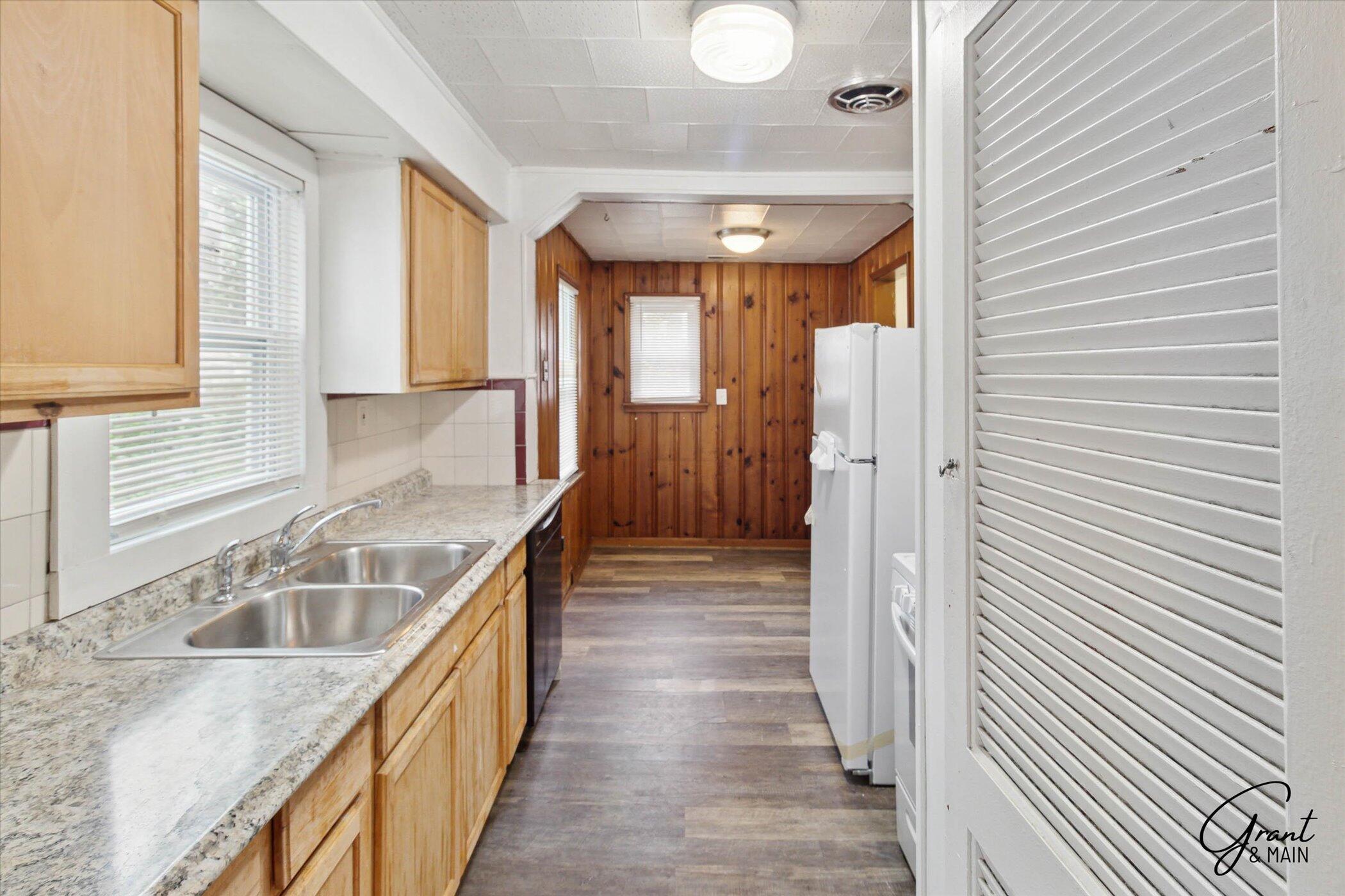 7209 Prospect Avenue