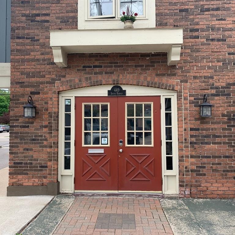 445 S Harvey Street 23a