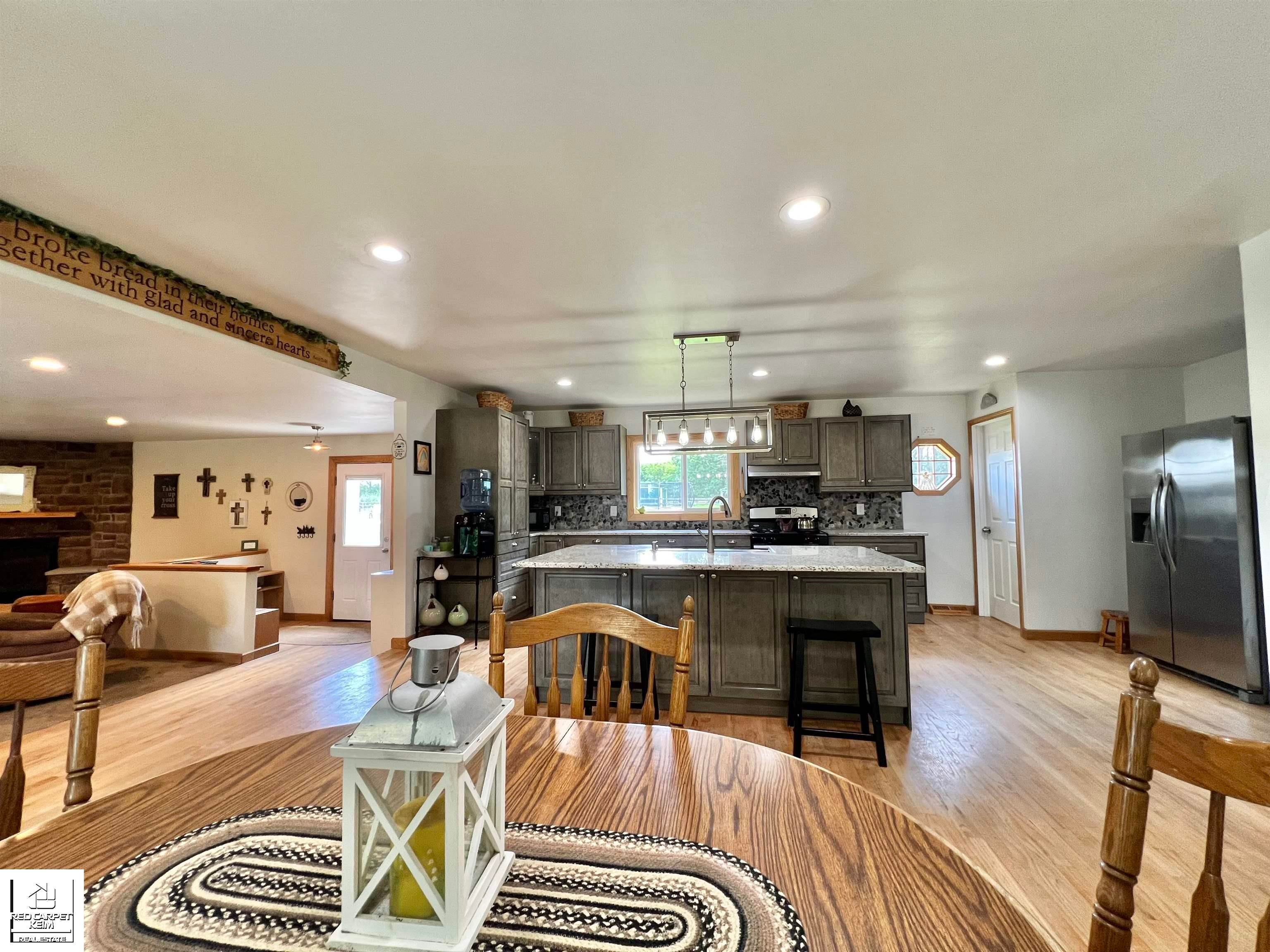 1528 Slater Road