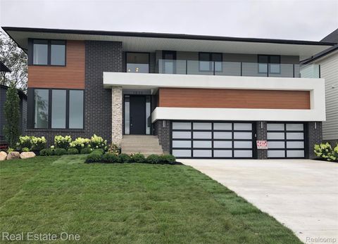 1830 Sadie Shore Drive NW Commerce Charter Township MI 48382