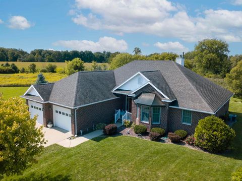 5832 N Braeburn Street Saginaw Charter Township MI 48638