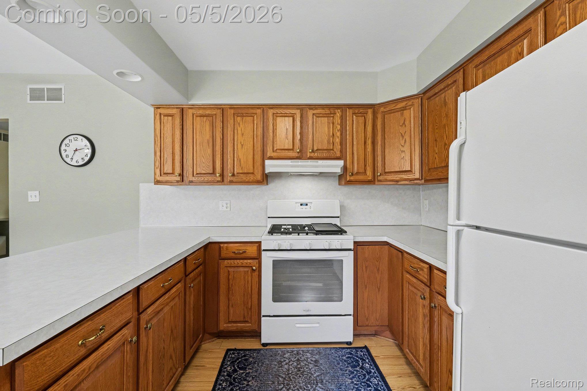 10060 N Linden Road