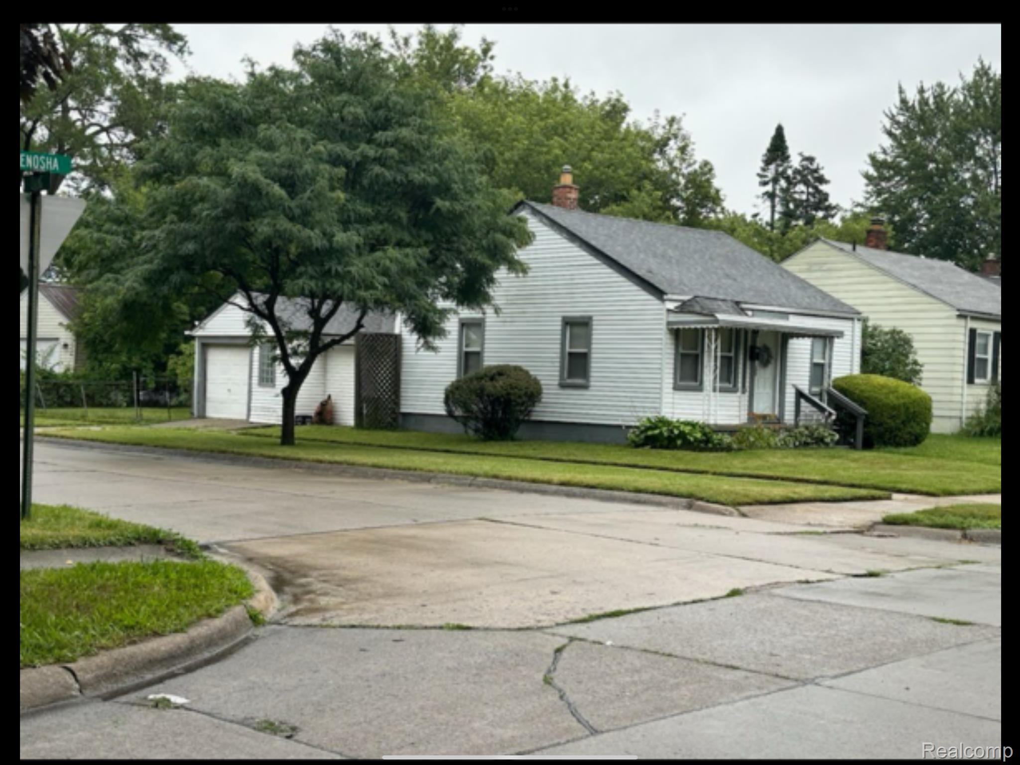 18905 KENOSHA Street