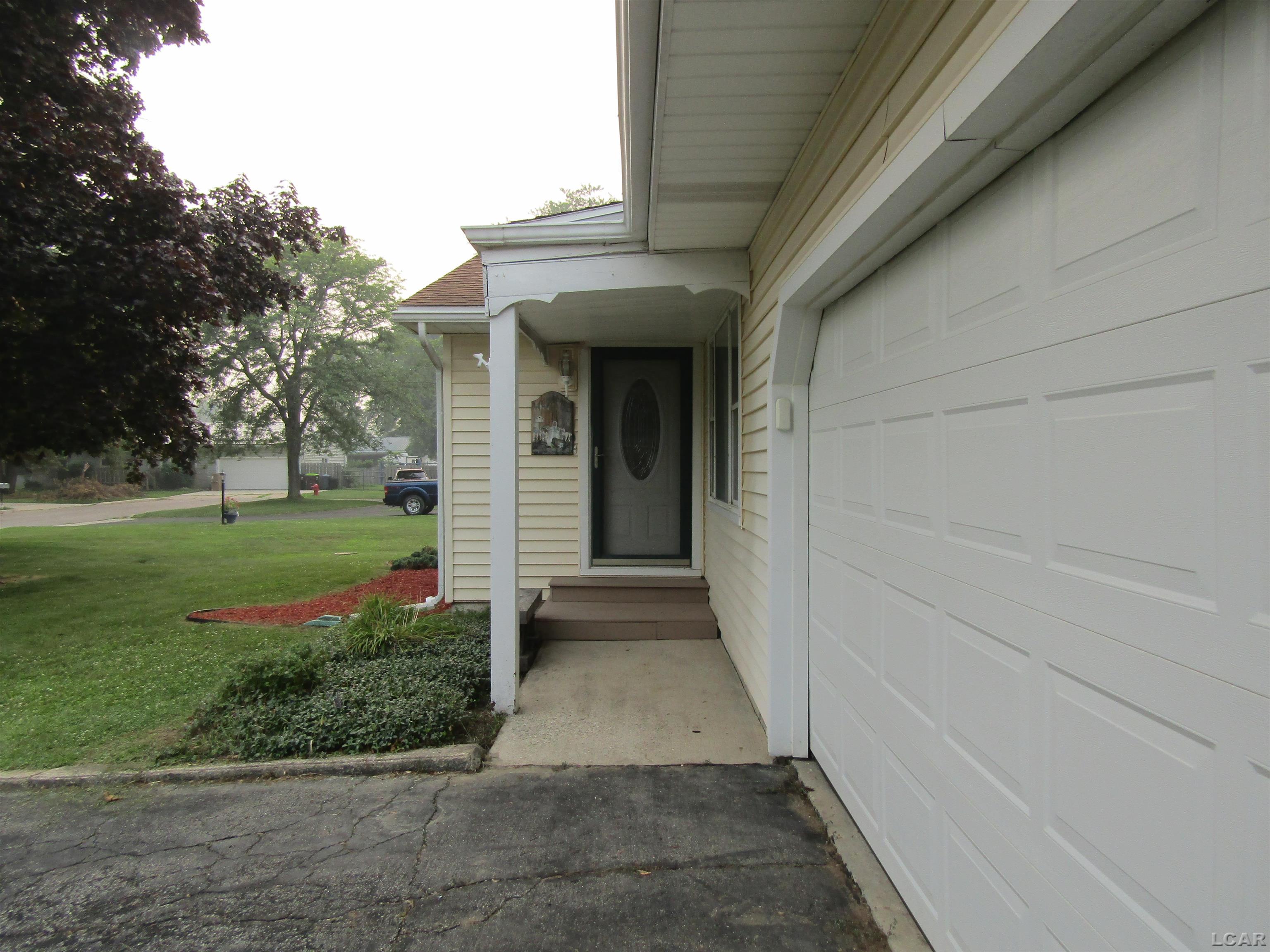 1109 Jane Street