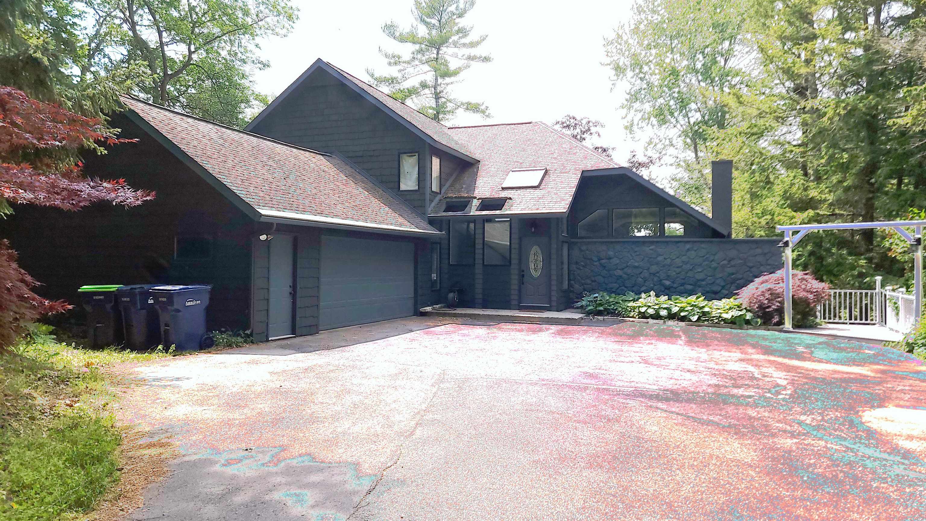 1571 N South Long Lake Road